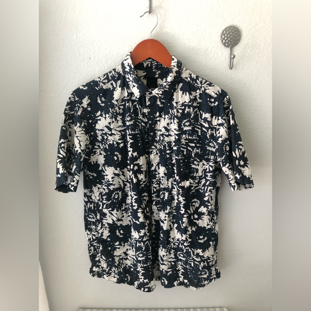 H&M Patterned Resort Shirt